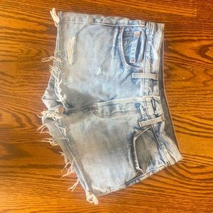 Levi’s shorts
